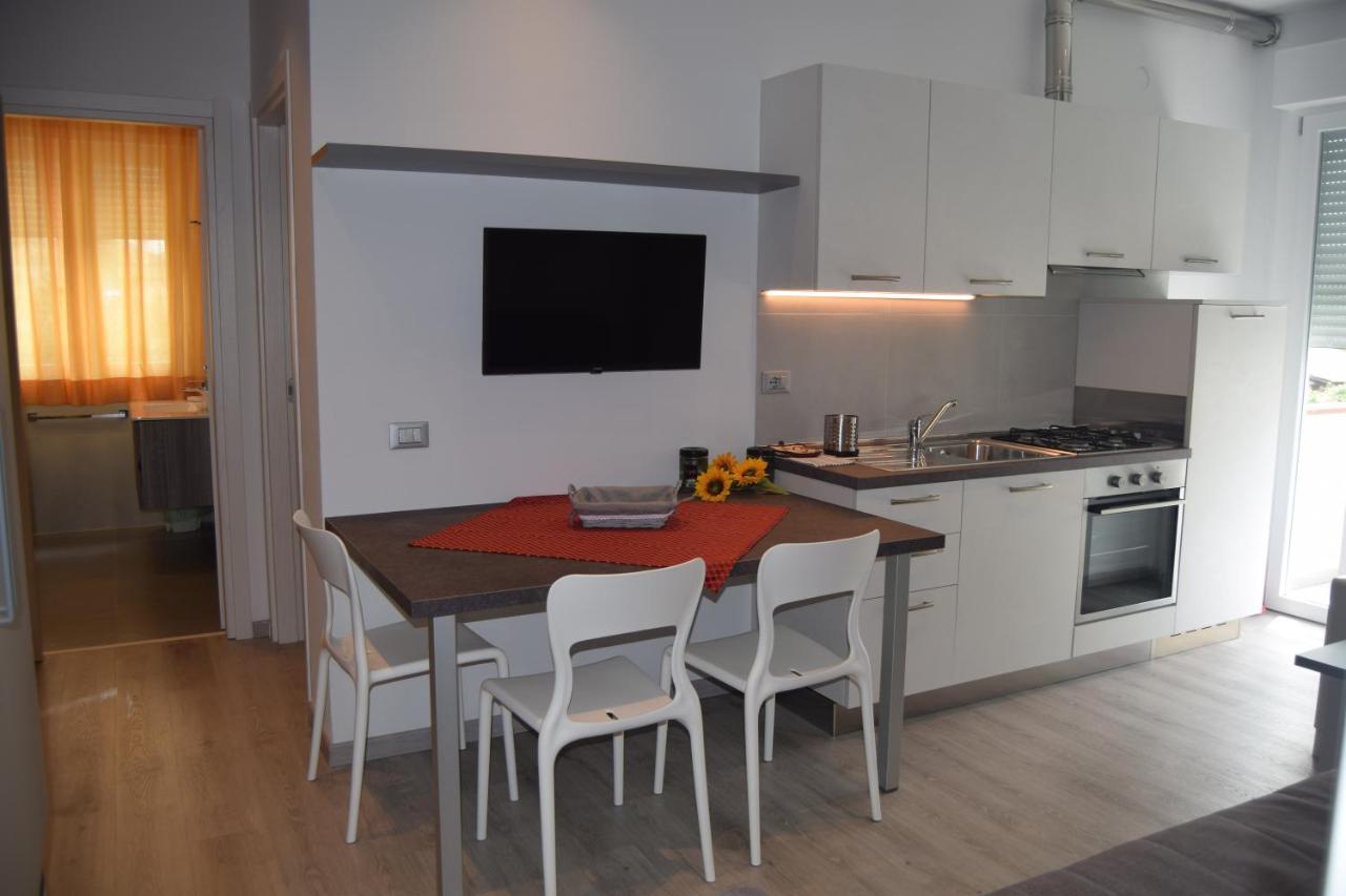 Orchidea Marina Aparthotel Тирения Екстериор снимка