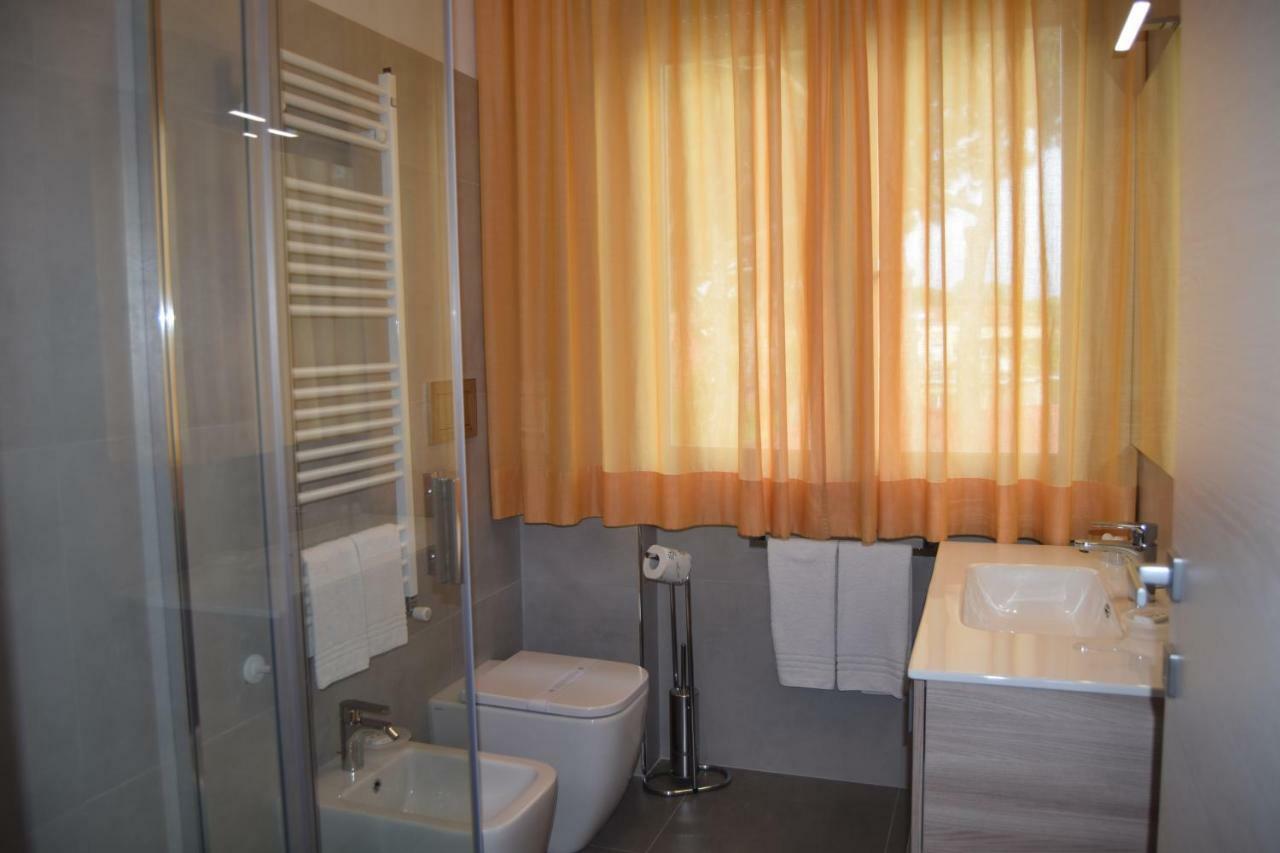Orchidea Marina Aparthotel Тирения Екстериор снимка