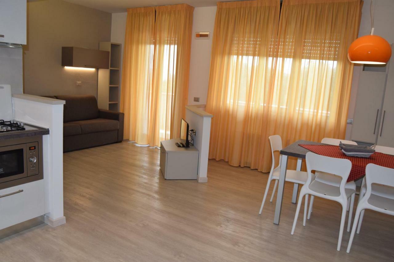Orchidea Marina Aparthotel Тирения Екстериор снимка