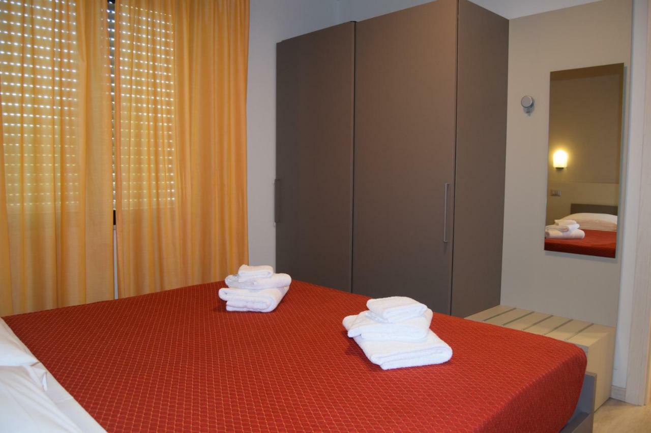Orchidea Marina Aparthotel Тирения Екстериор снимка