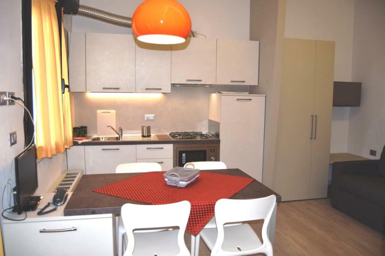 Orchidea Marina Aparthotel Тирения Екстериор снимка