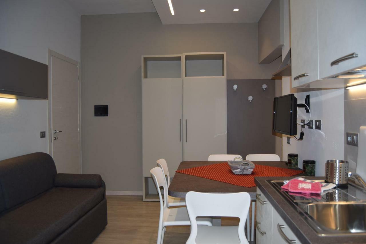 Orchidea Marina Aparthotel Тирения Екстериор снимка